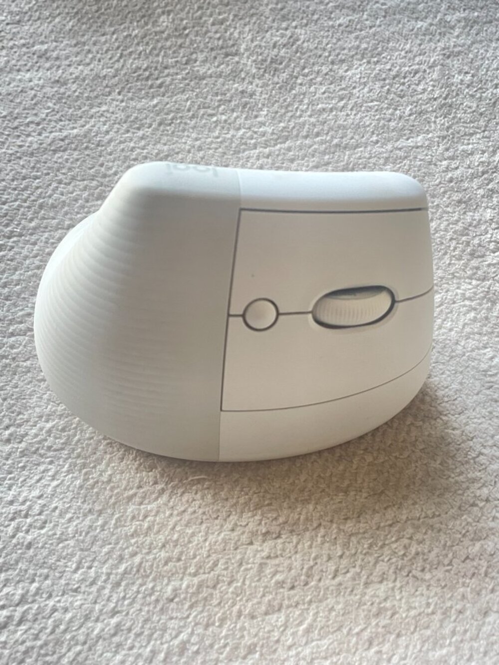 Logitech Lift Wireless Vertical Mouse - Pale Gray